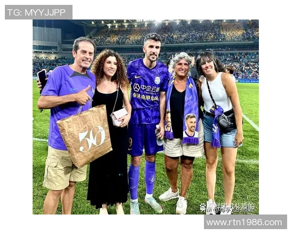 探索那些不为人知的足球明星背后的故事与成就