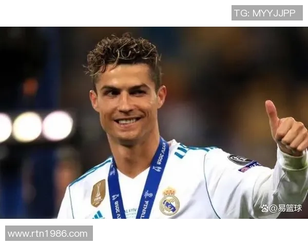 足球明星佩戴奢华钻石耳饰引领时尚潮流闪耀赛场魅力四射